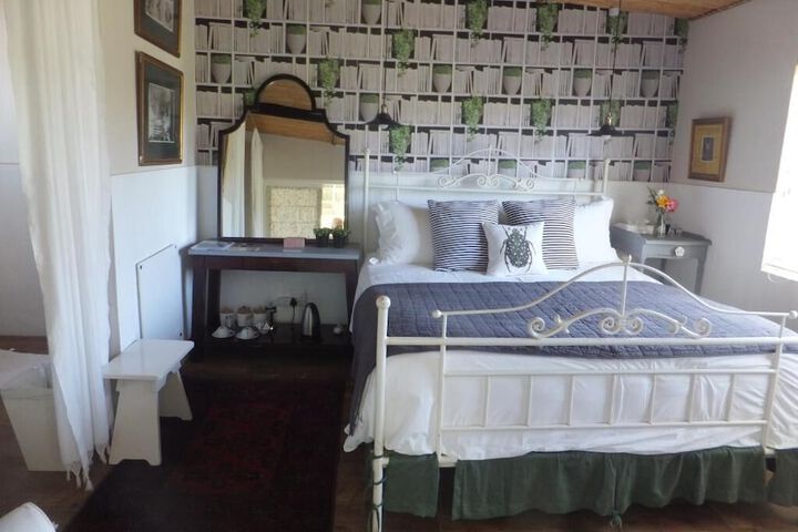 Room 14 of 42