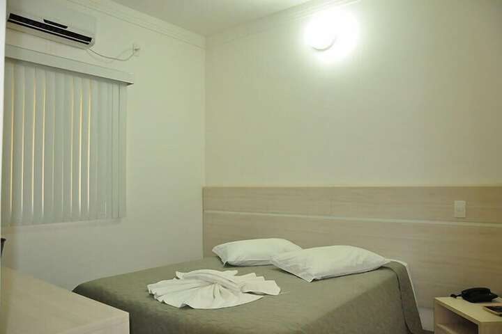 Room 12 of 42