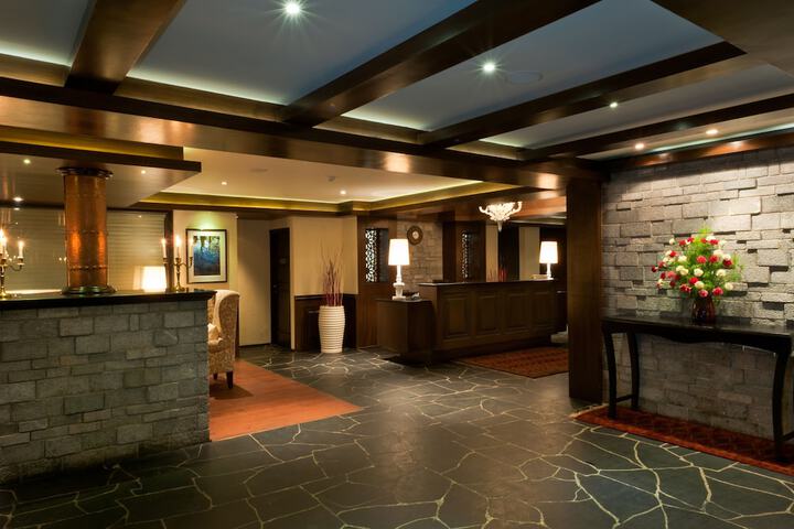 Hotel 3 of 84