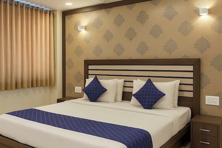 Room 7 of 25