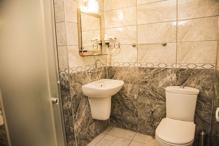 Clean Restrooms