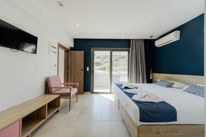 Room 15 of 70