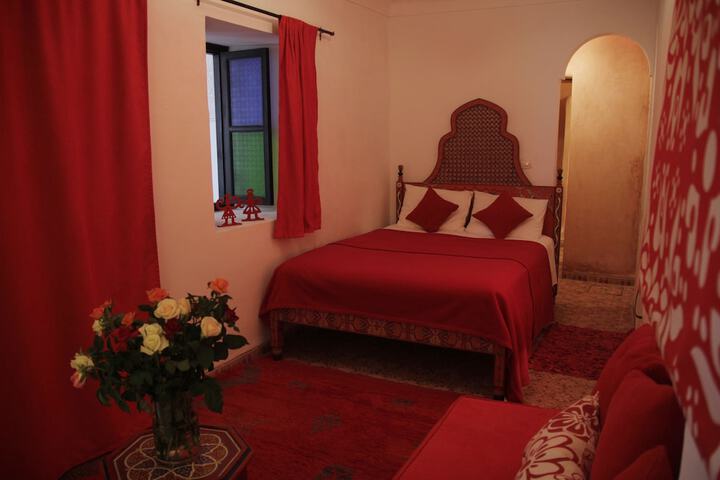 Room 12 of 65