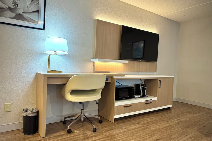 Room 29 of 118