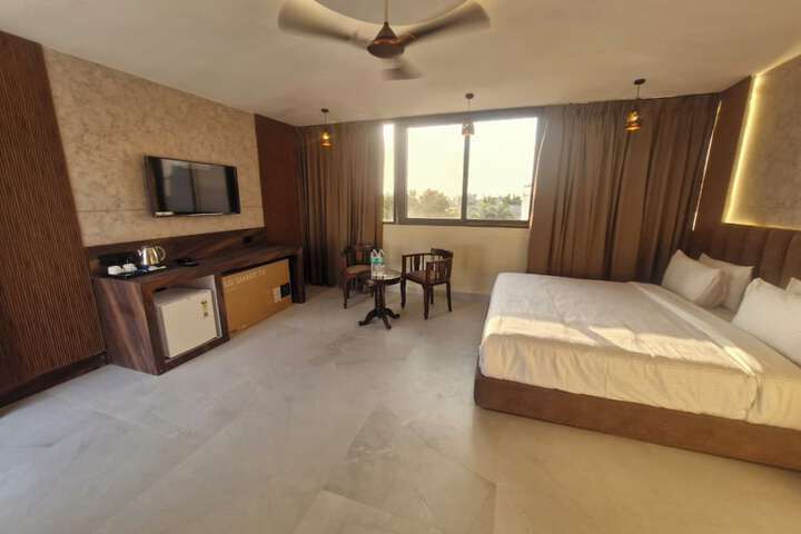 Room 17 of 41