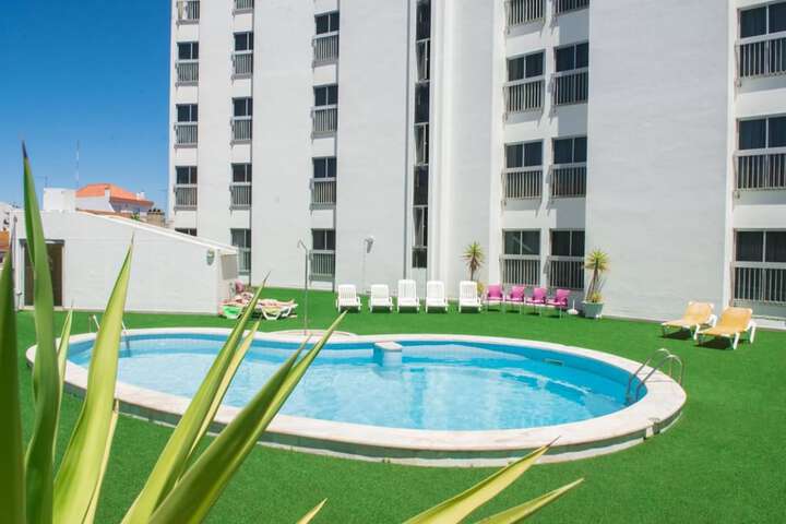 Pools & Facilities