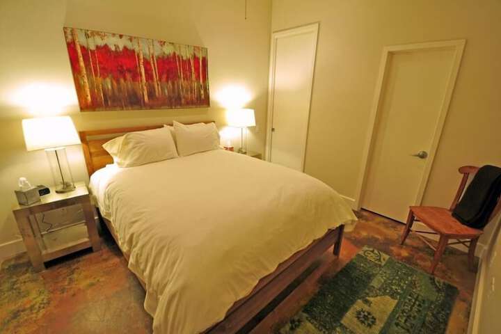 Room 25 of 278