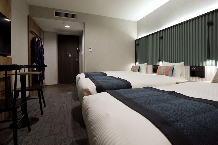 Room 22 of 59