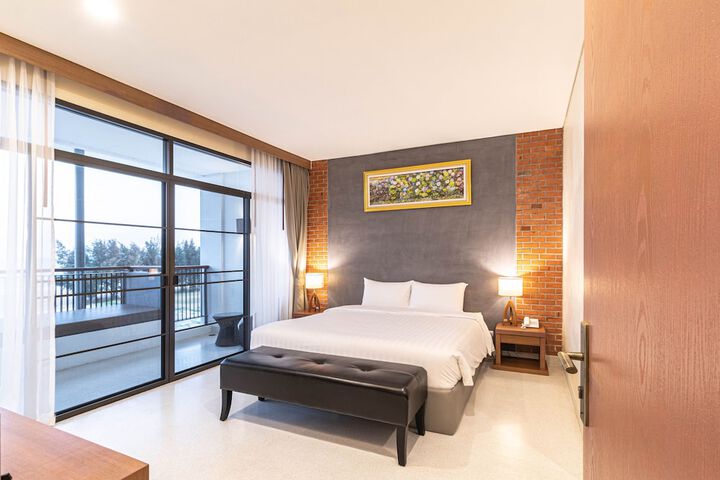 Room 28 of 70