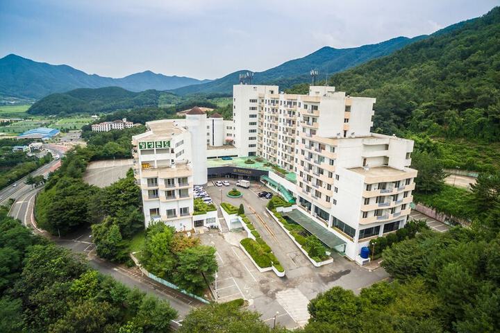Hotel 12 of 12