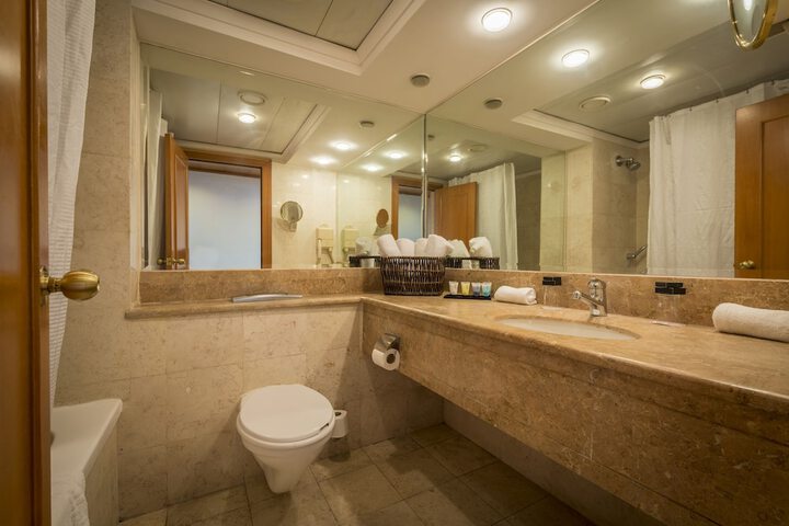 Bath Photo