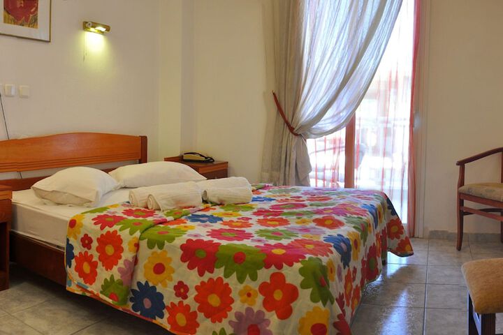 Room 14 of 35
