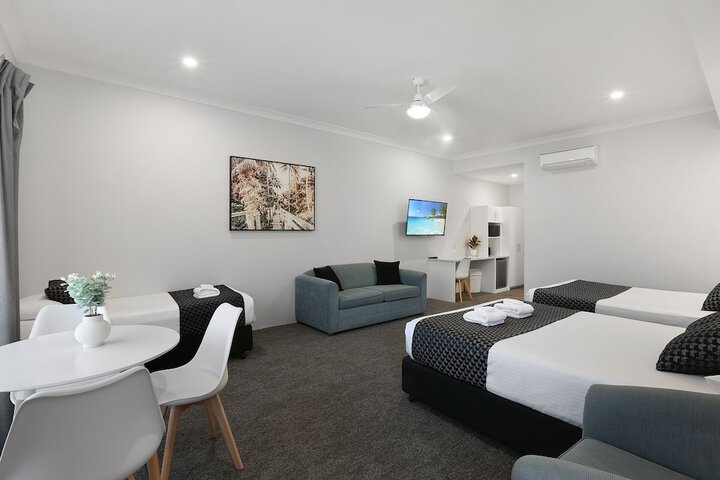 Room 45 of 80