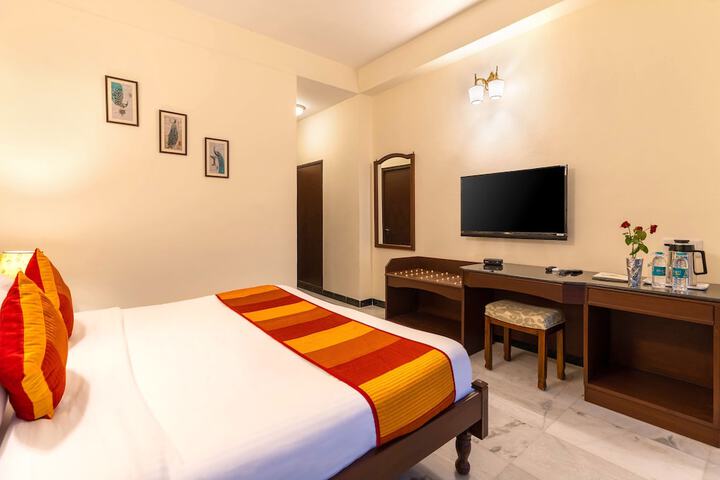 Room 15 of 64