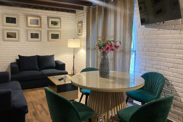 Room 3 of 39
