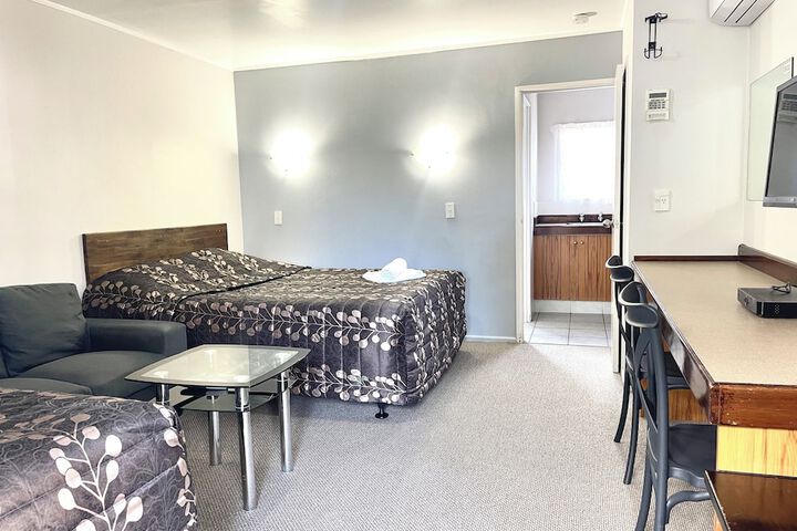 Papakura Pioneer Motor Lodge and Motel