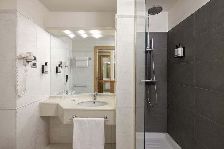 Bathroom Interior Photo