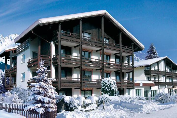 General 1 of 44