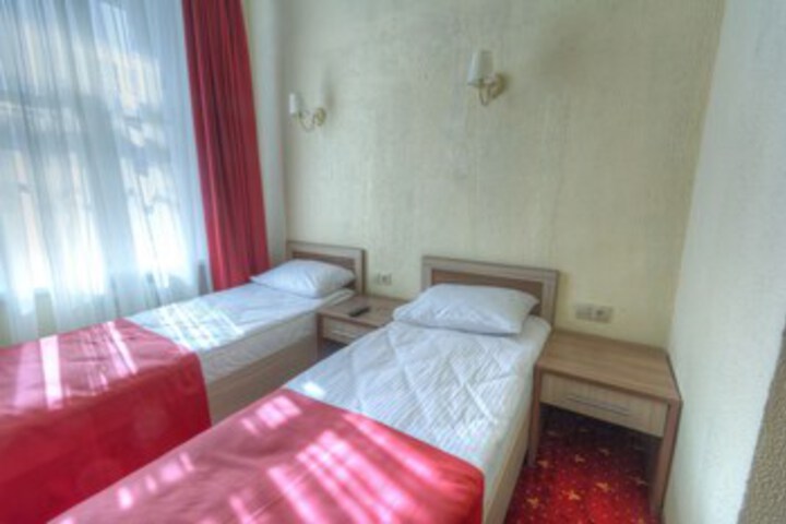 Room 15 of 21
