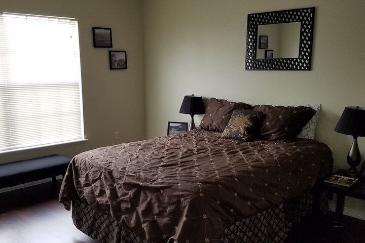 Room 6 of 29