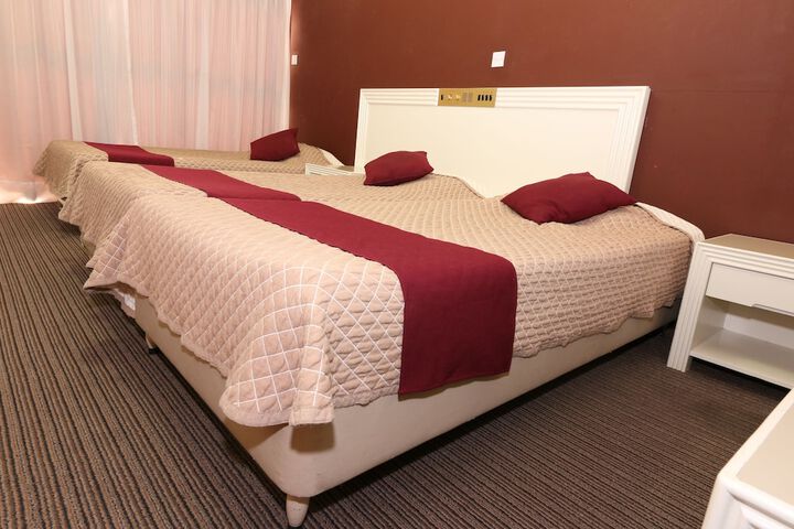 Room 2 of 45