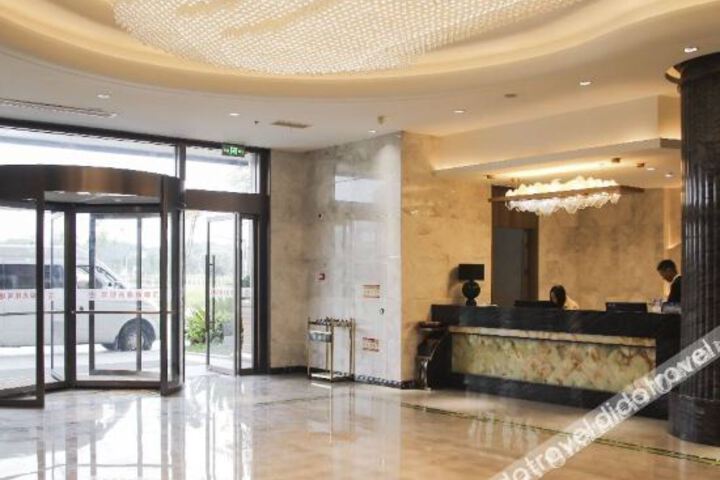 Hotel Interior 6 of 11