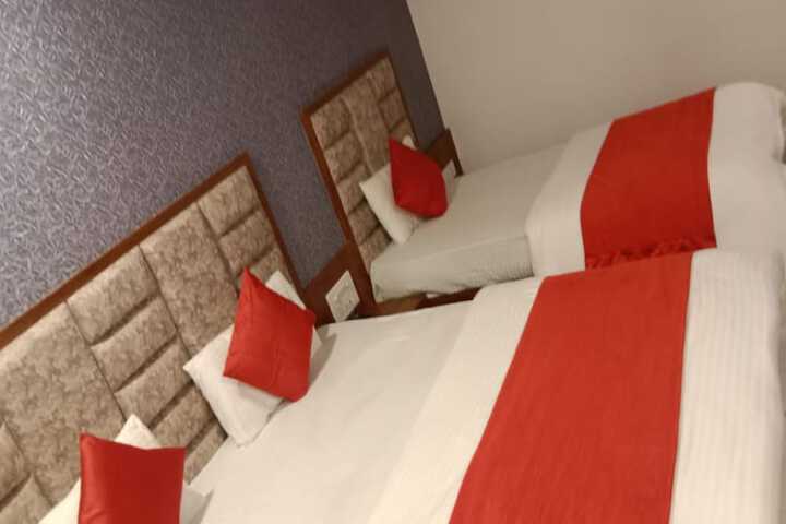 Room 15 of 20