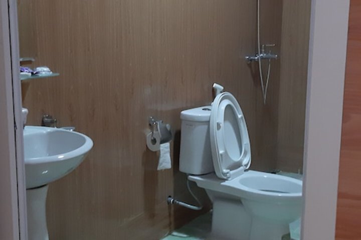 Room 17 of 57