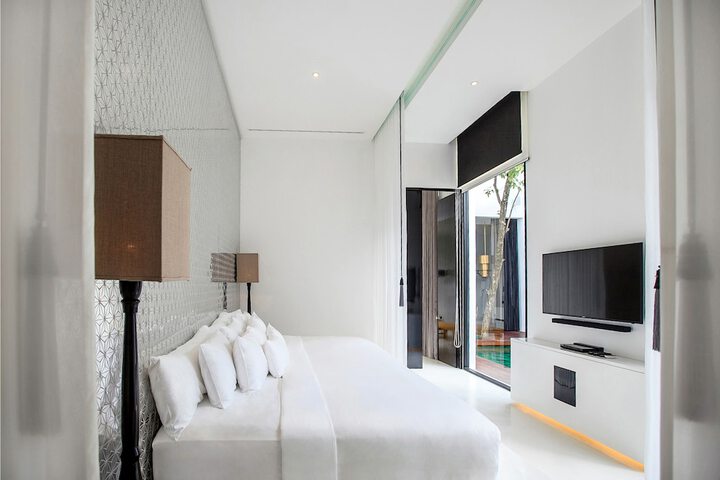 Room 10 of 95