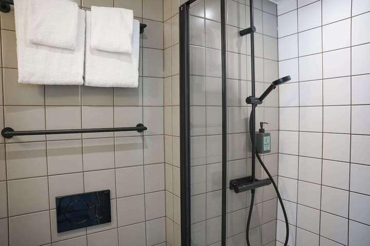 Clean Restrooms