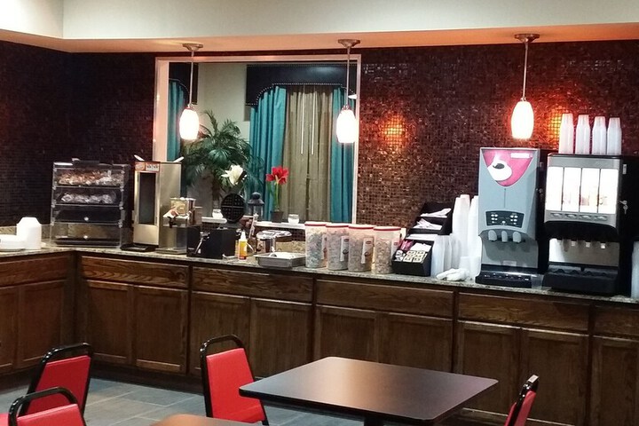 Breakfast/Coffee Service 20 of 37