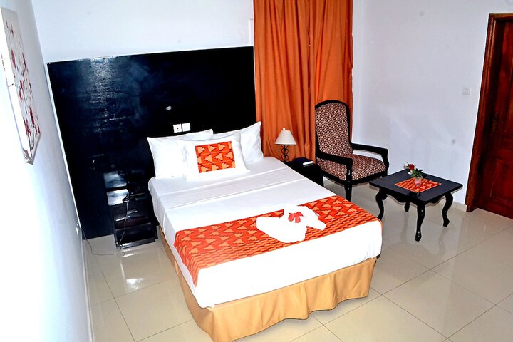 Room 10 of 46