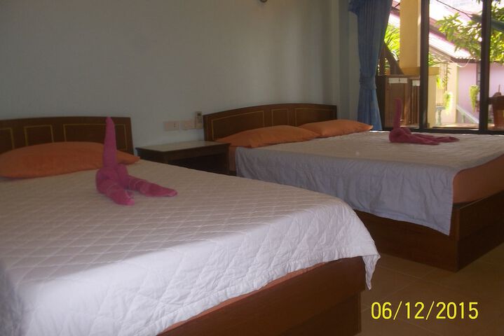 Room 6 of 36