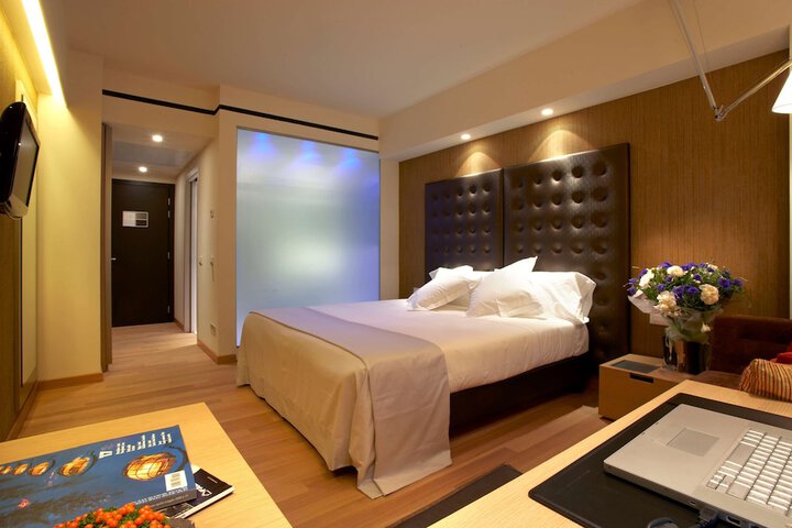 Room 16 of 139