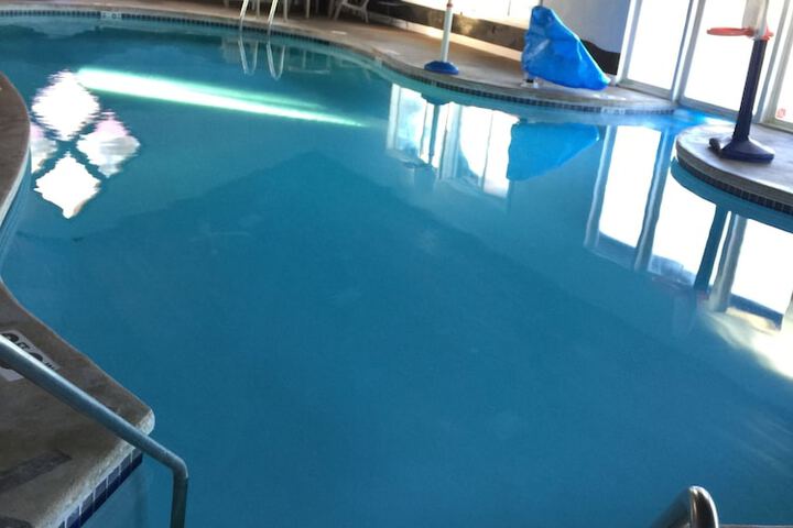 Pool 271 of 293