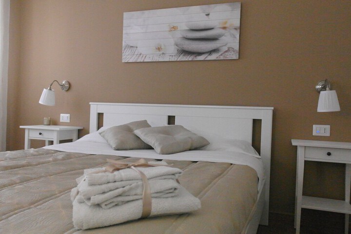 Room 5 of 40