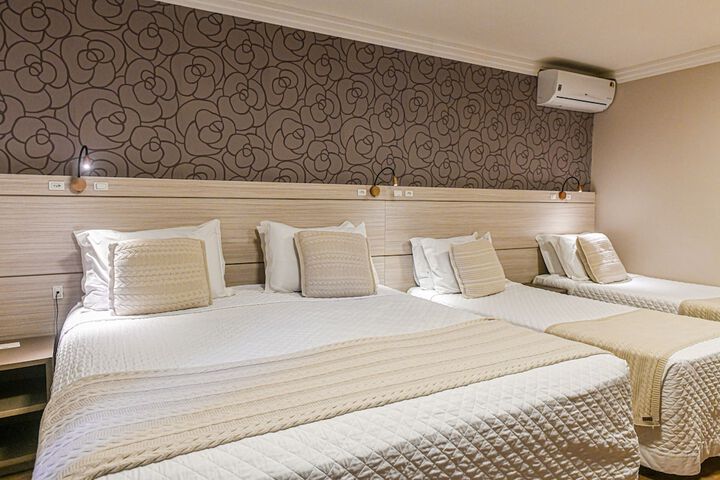 Room 30 of 95