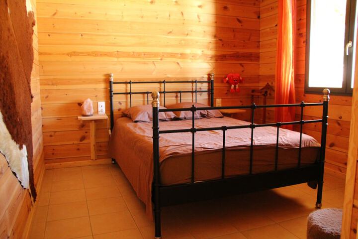 Room 8 of 66