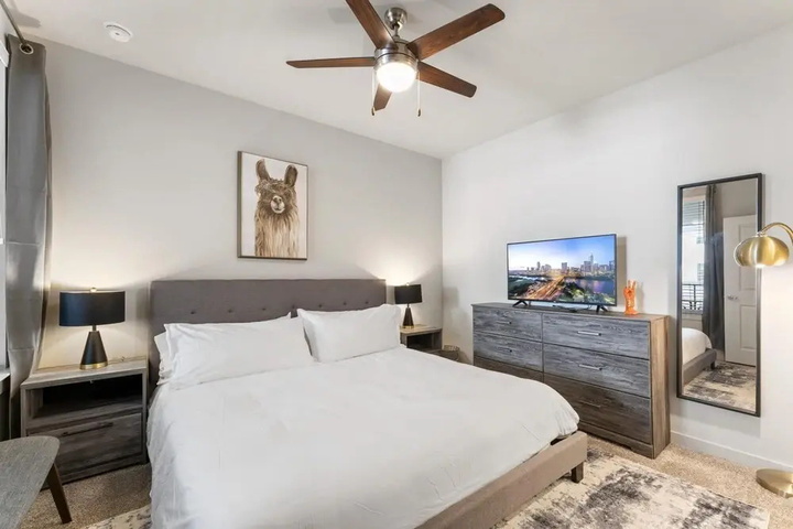 Room 2 of 16
