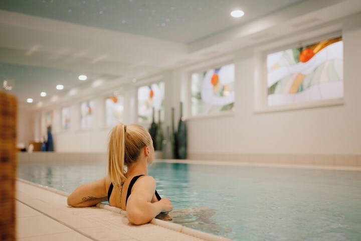 Pool Hotel