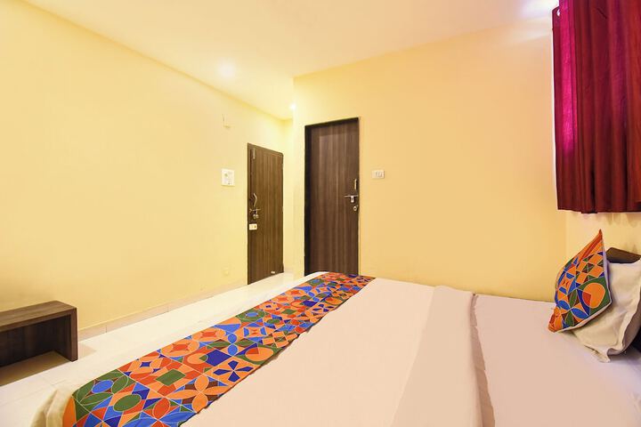 Room 14 of 25