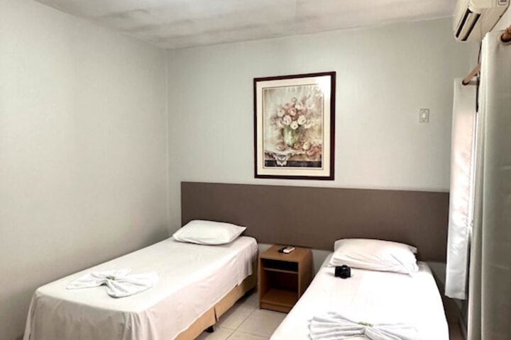 Room 8 of 61