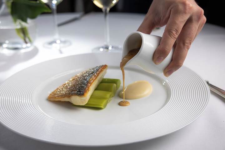Dining 63 of 107