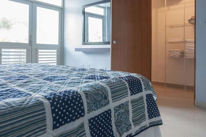 Room 7 of 36