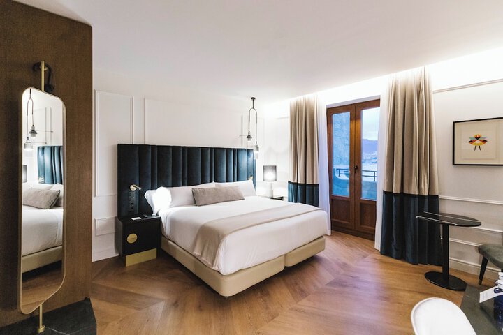 Room 14 of 87