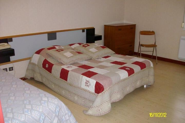 Room 30 of 77