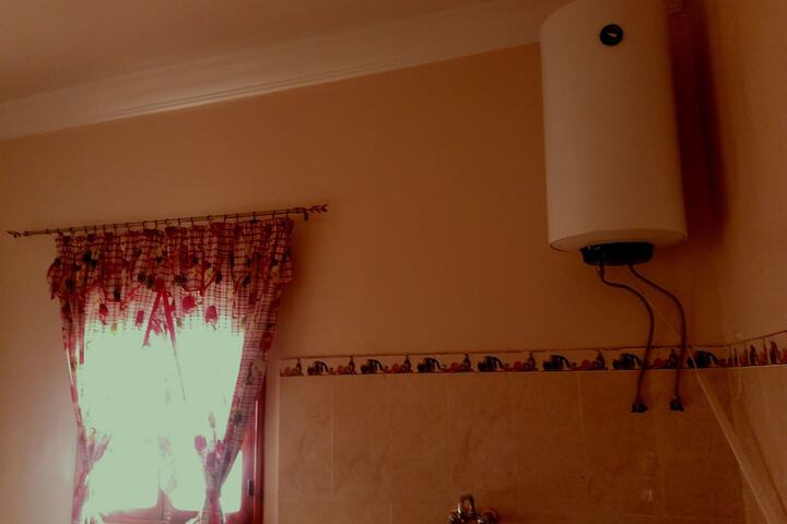 Room 10 of 31