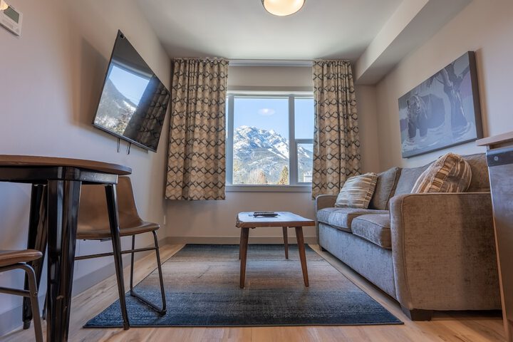 Room 42 of 66