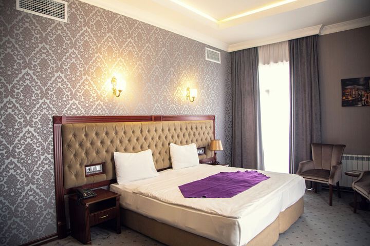 Room 14 of 71