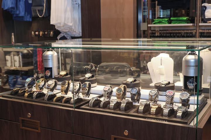 Gift Shop 52 of 64
